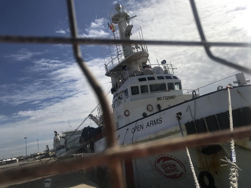 Spanish migrant rescue ship under